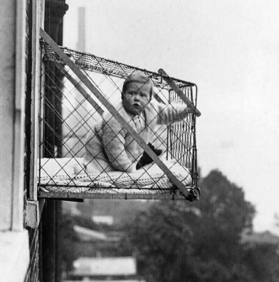 Should they bring back suspended child cages?