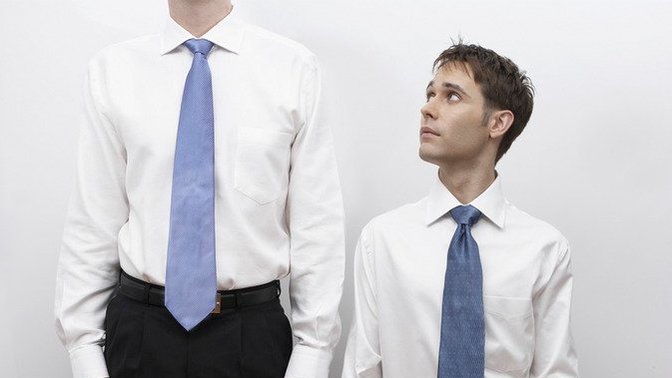 Ladies, what dating advice would you give to short men who feel like their height makes women uninterested?