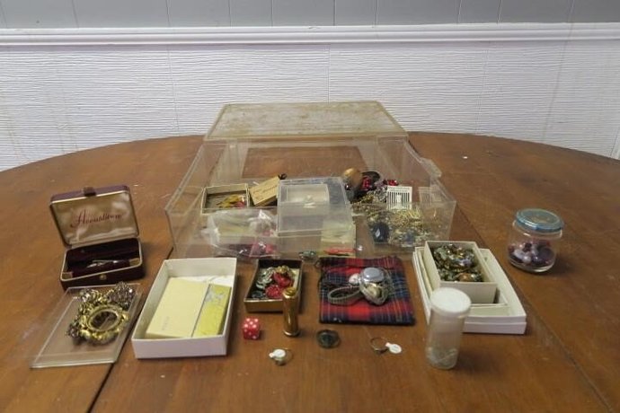 Another auction ,how about these items ?