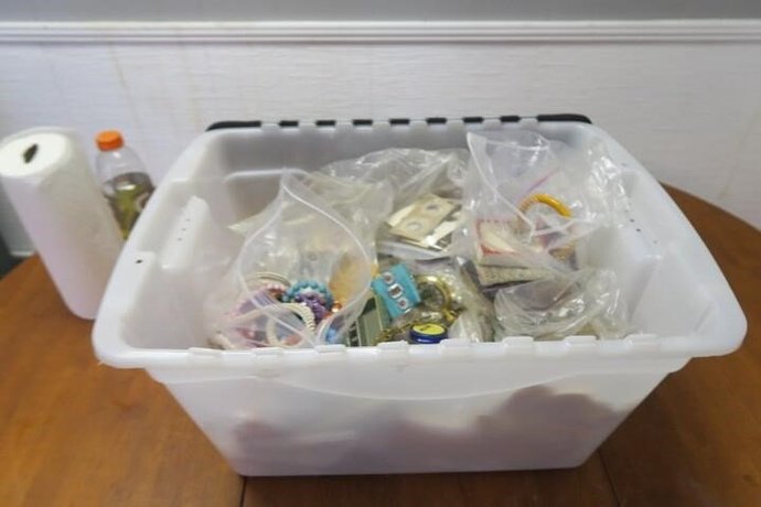 Another auction ,how about these items ?