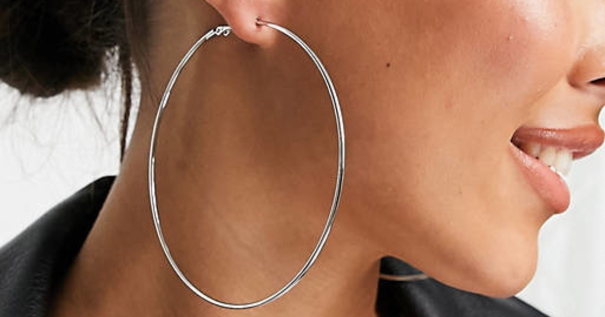 What do you think of large hoop earrings? Are they trashy? GirlsAskGuys