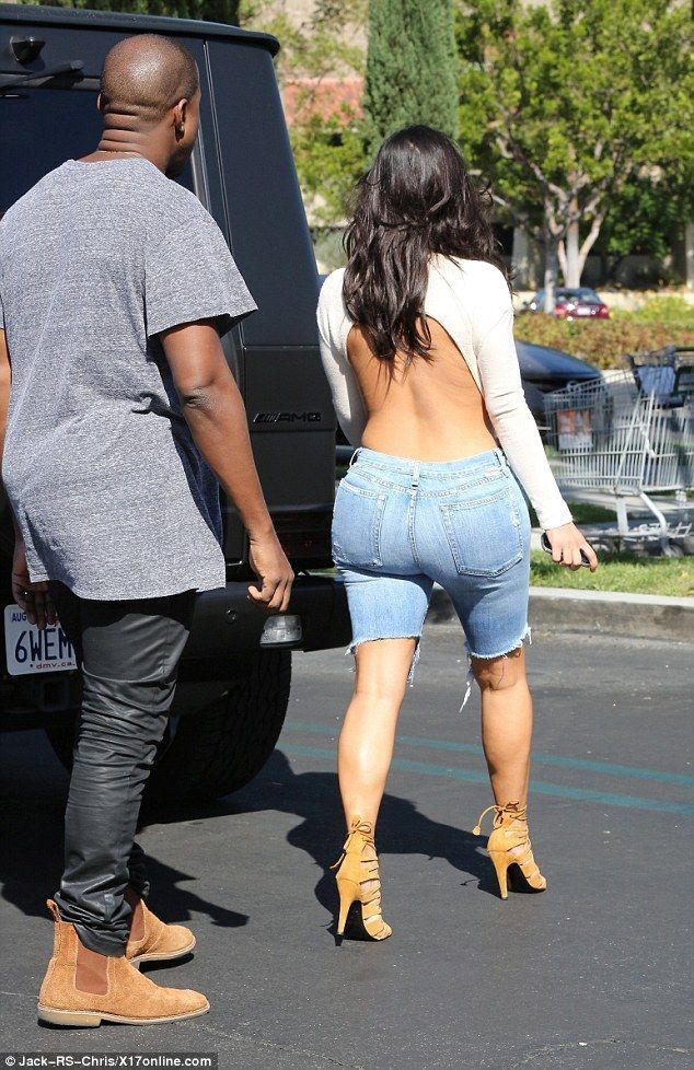 Guys, Do you love big booty of kim kardashian? Given a chance, would you fuck her booty?