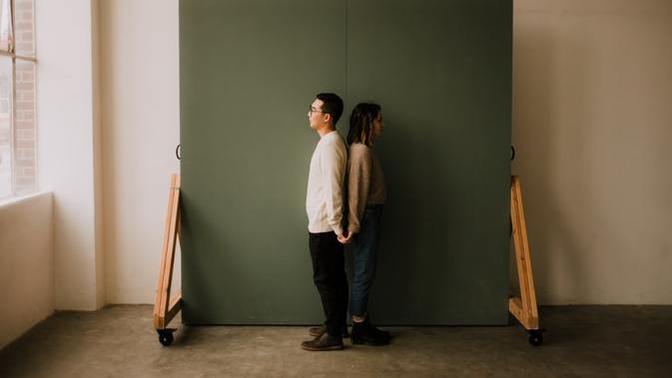 What's something you dislike about the opposite gender?