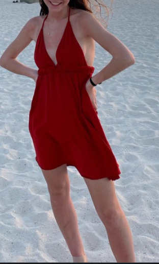 Guys, do you guys find this type of dress on a girl attractive?