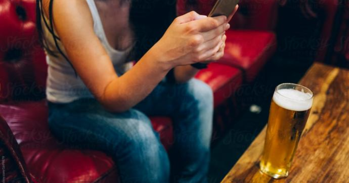 What does it mean when a girl drunk texts you? GirlsAskGuys