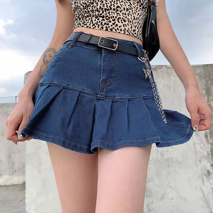 Are these clothes ok for a 15 y/o girl to wear?