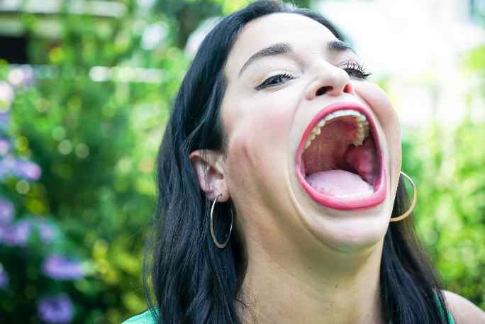 Samantha has the world’s largest female mouth gape. Are you jealous?