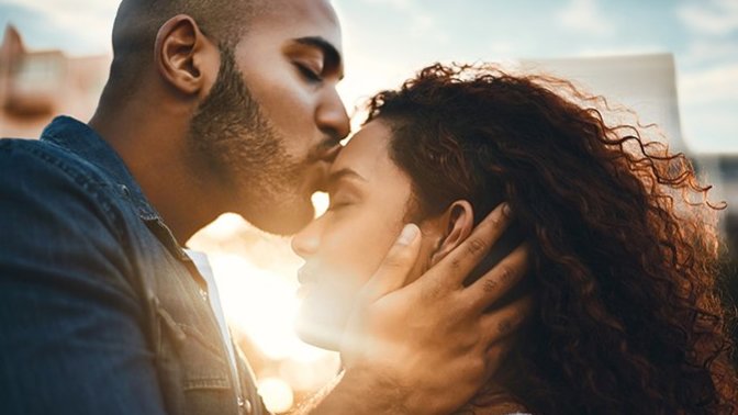 Heard in a podcast that forehead kisses are boyfriend privileges only? Thoughts?
