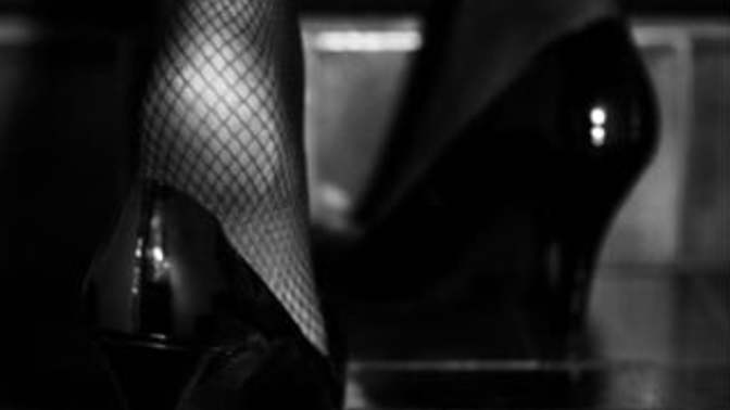 Formal wear - are high heels uncomfortable for women as neckties are for men?