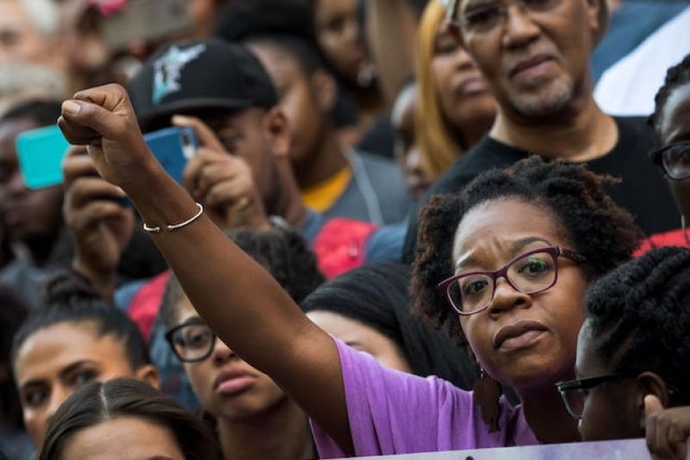 Are black people becoming extinct?