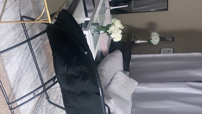 POLL- SHOULD I MOVE TO A NEW STUDIO HELP?