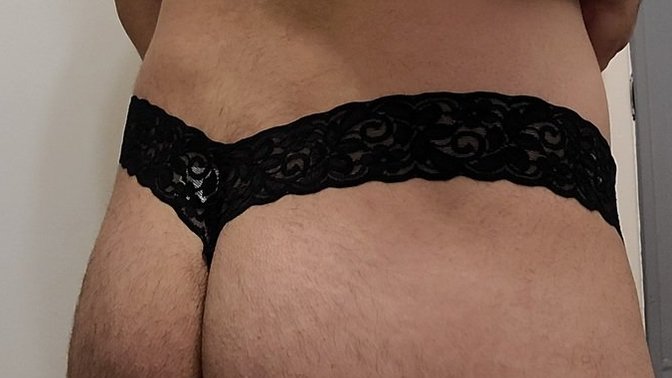 It's thong Sunday, what y'all wearing?