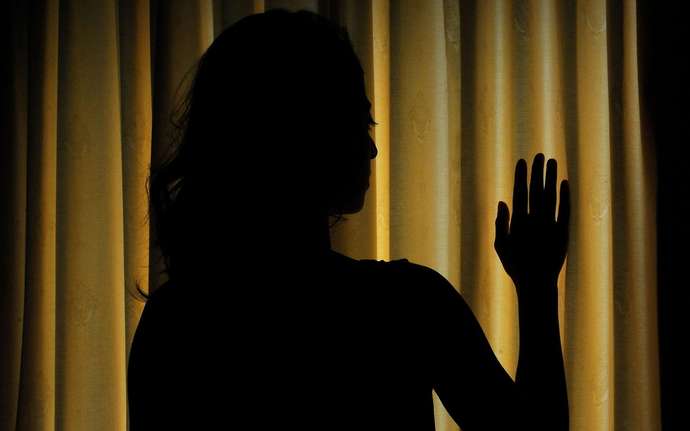 How would you deal with an erotomaniac?