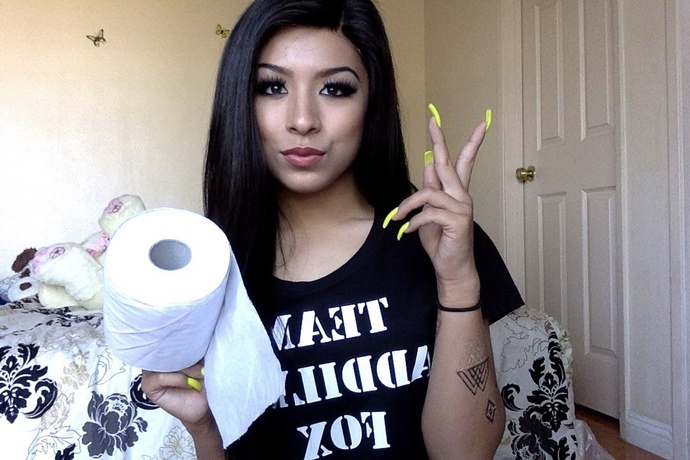 Is it true that girls with long nails can’t wipe their butt correctly?