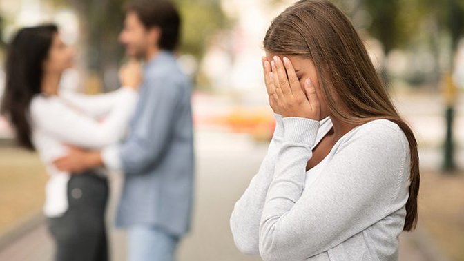 Do men really move on faster than women after a break up?