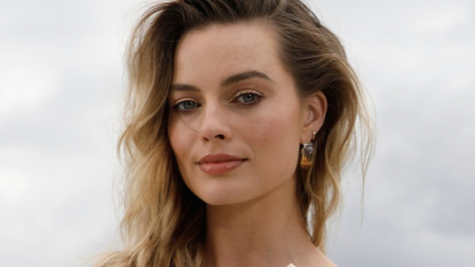 Who’s prettier Natalie Dorman or Margot Robbie?