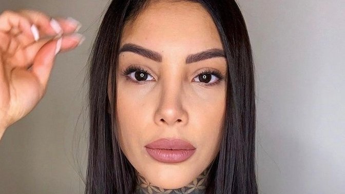 How does this girl look?