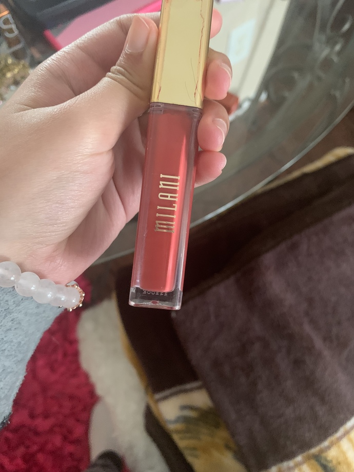 Choose a matte lipstick ?
