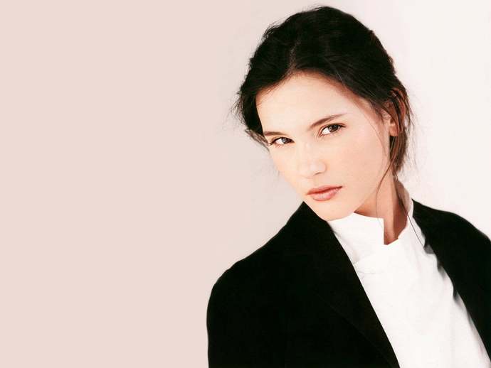 Rate actress Virginie Ledoyen?