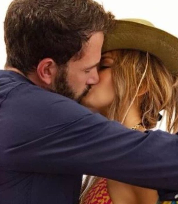 Would you ever get back together with your ex after like 20 years apart?