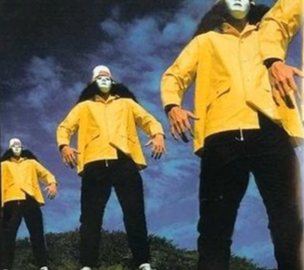 If men are visual creatures, why don't they put more effort into their own appearances?