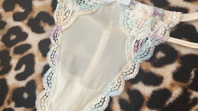 What color bra should I match woth?