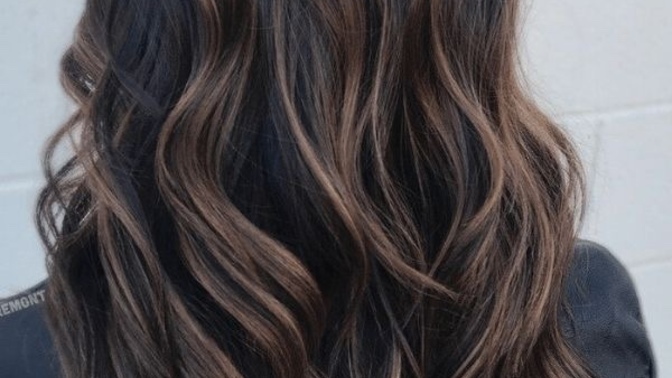 What hair color do you like better?