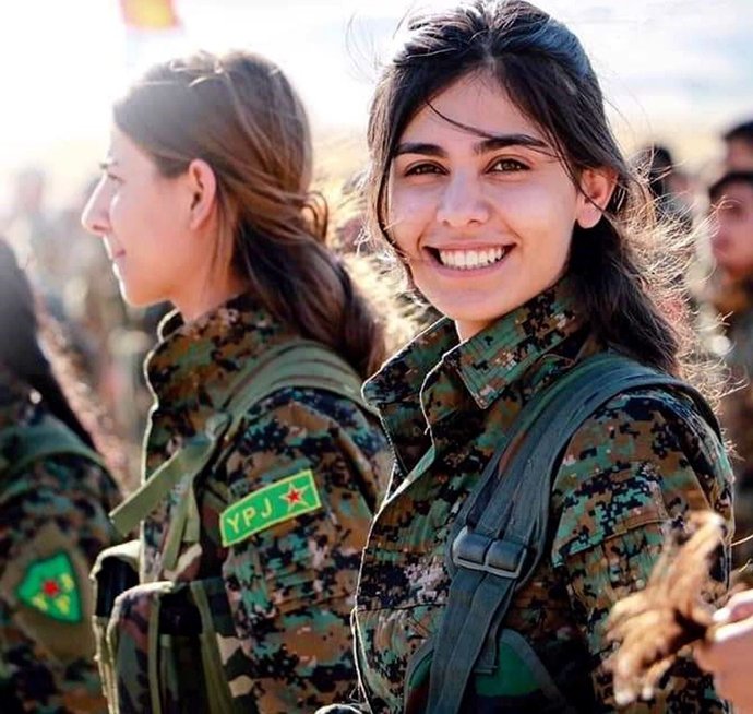 Do you think that Afghan women should form all female militia units to fight the Taliban?