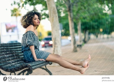 Girls from which ethnicity are more often barefoot?