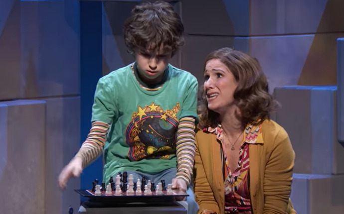 If you saw your son playing chess alone, what would you do ( ¬_¬)♖♙___♟♜--(￢ε￢　)?