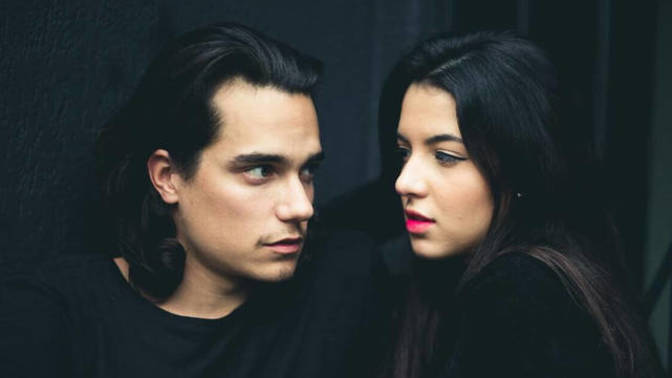 Do you know when someone is attracted to you or you only suspect it? Do you not notice at all?