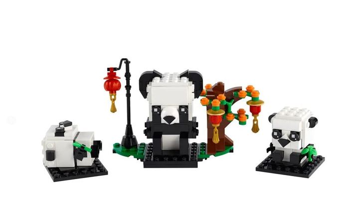 Which of these seasonal Lego sets is your favorite?