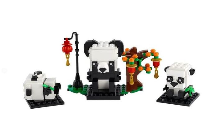 Which of these seasonal Lego sets is your favorite?