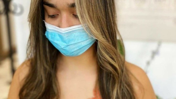 When u see women with corona masks as a man u pinch thier cheeks? And put your chin on top of thier head to make fun of how cute and short they are?