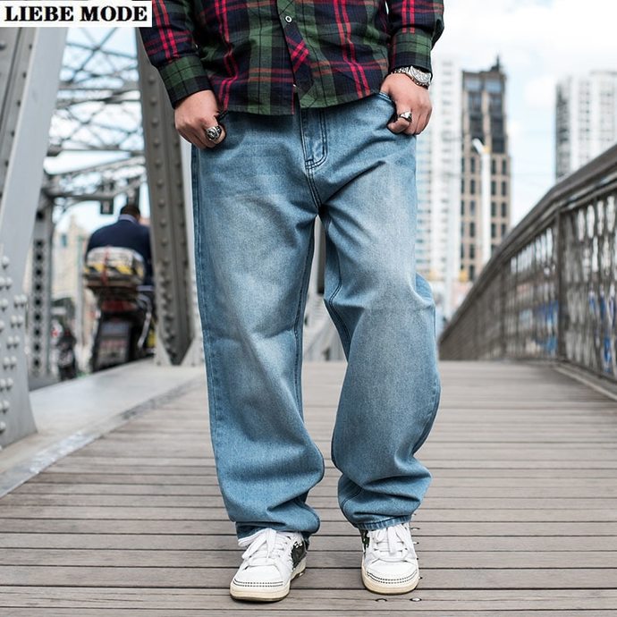 Do you think skinny jeans are unattractive on men?