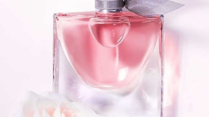 Does perfume turn you on?