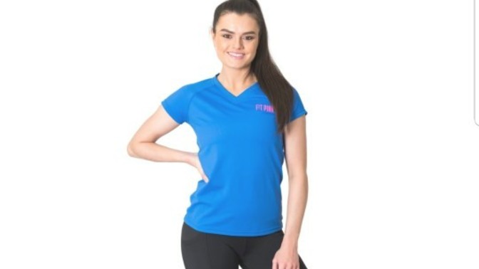 What color sports tee do you like on a woman?