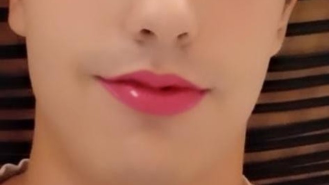 Girls, what do you think of the lip gloss my girlfriend put on me?