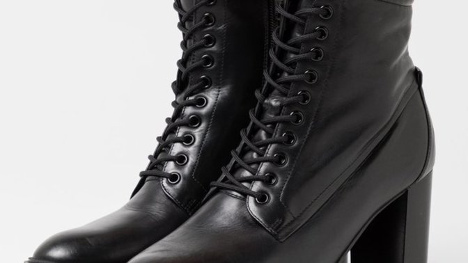 Which of these Ankle Lace Up Boots look the best?