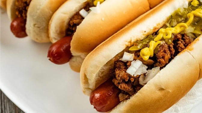 What toppings do you put on your hot dog 🌭 ?