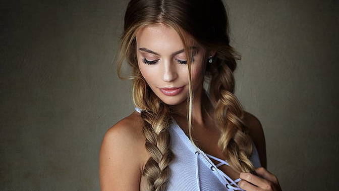 What do you think of a woman with a pigtail hairstyle?