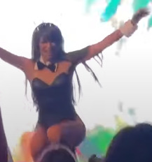 Is this outfit sexy or too revealing to be sexy?