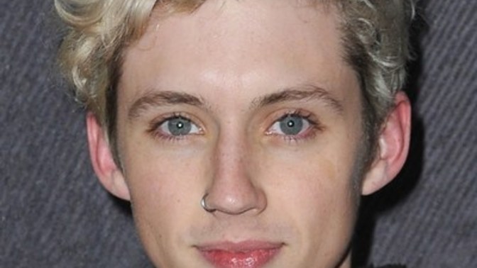 Is singer Troye Sivan feminine?