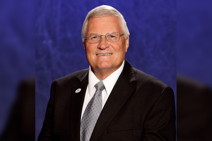 Should the anti-vaxxer and COVID denier Florida Councilman Fred Lowry, who is hospitalized with COVID, have gotten the COVID vaccine?