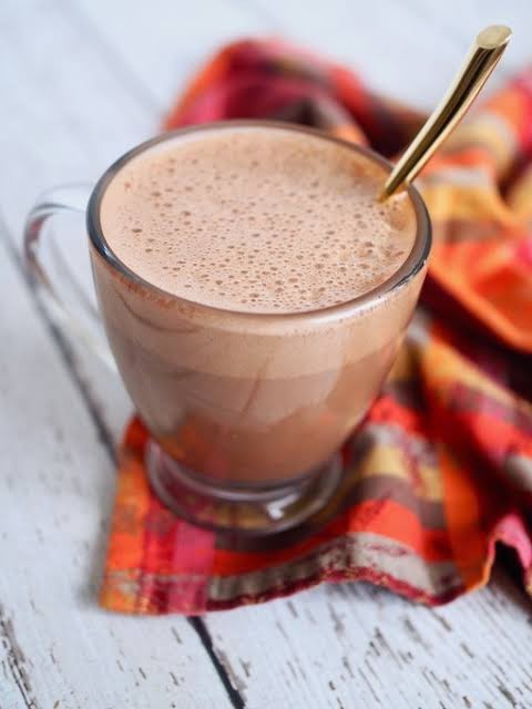 How do you make a hot chocolate?