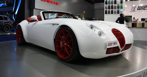What’s your favorite color on your favorite cars?