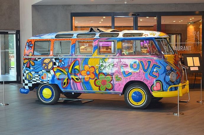 What’s your favorite colors on your fave cars?