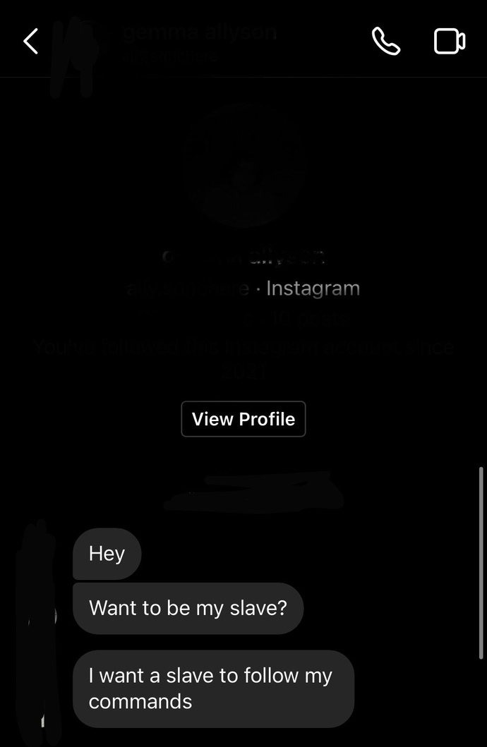 Why the hell do girls wanna be worshiped these days.. 😂😂 ?,?