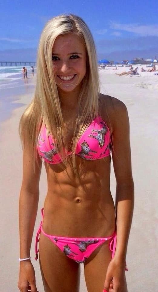 Which girls body is sexier?