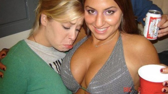 Girls, when you're near a hot woman, do you get jealous? Do you appreciate her beauty?